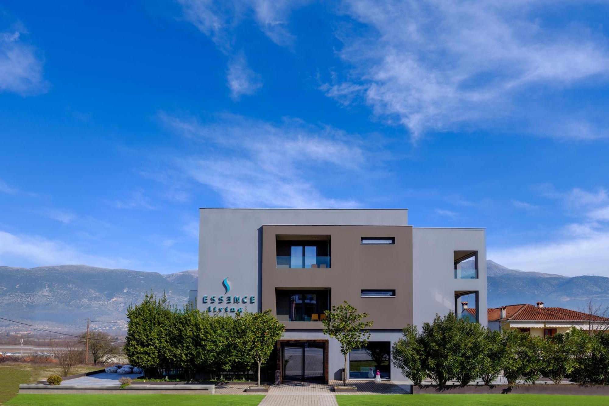 Essence Hotel Ioannina Ngoại thất bức ảnh