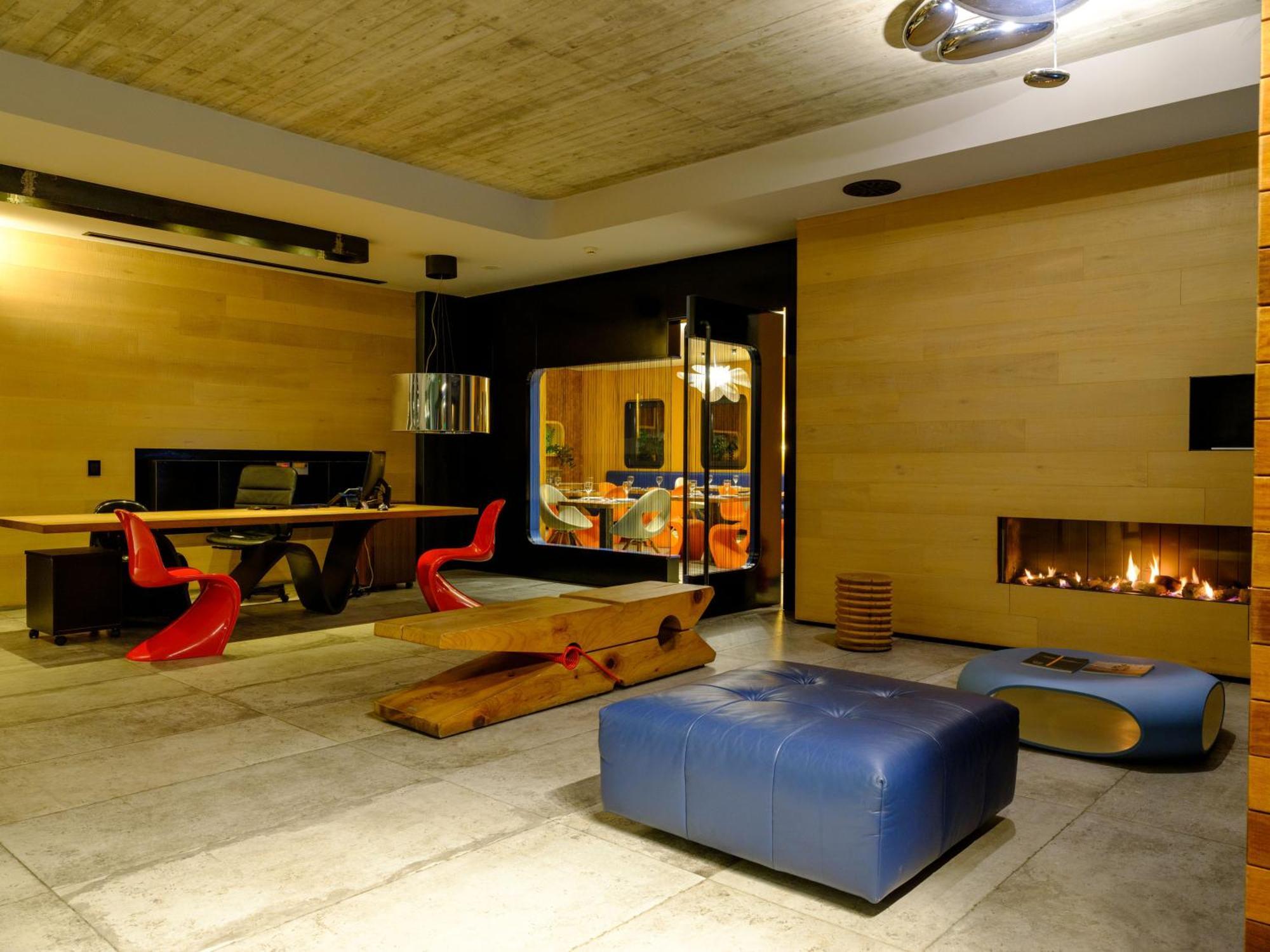 Essence Hotel Ioannina Ngoại thất bức ảnh