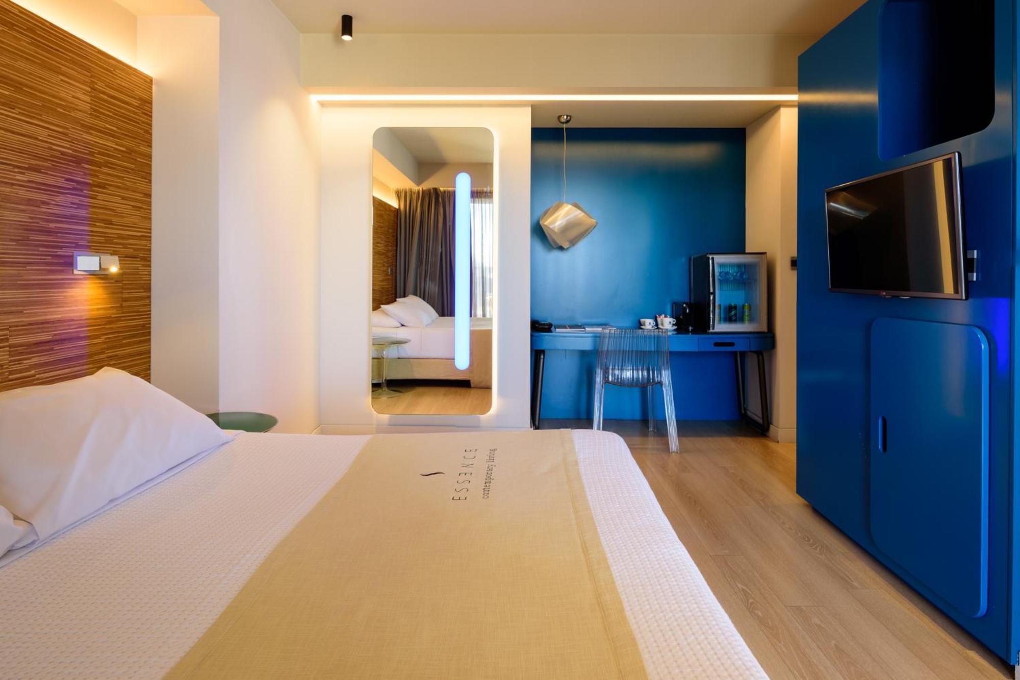Essence Hotel Ioannina Ngoại thất bức ảnh