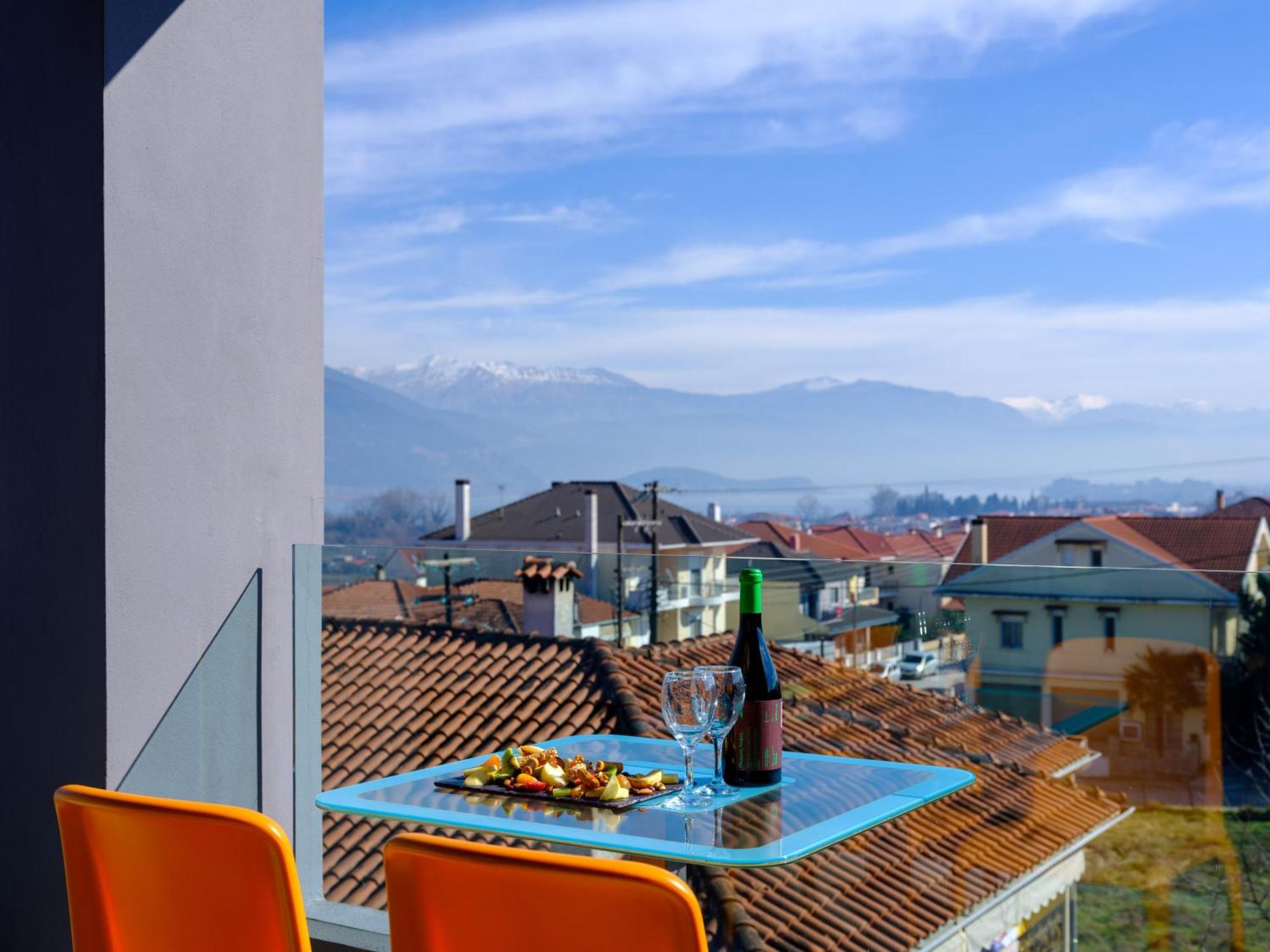 Essence Hotel Ioannina Ngoại thất bức ảnh