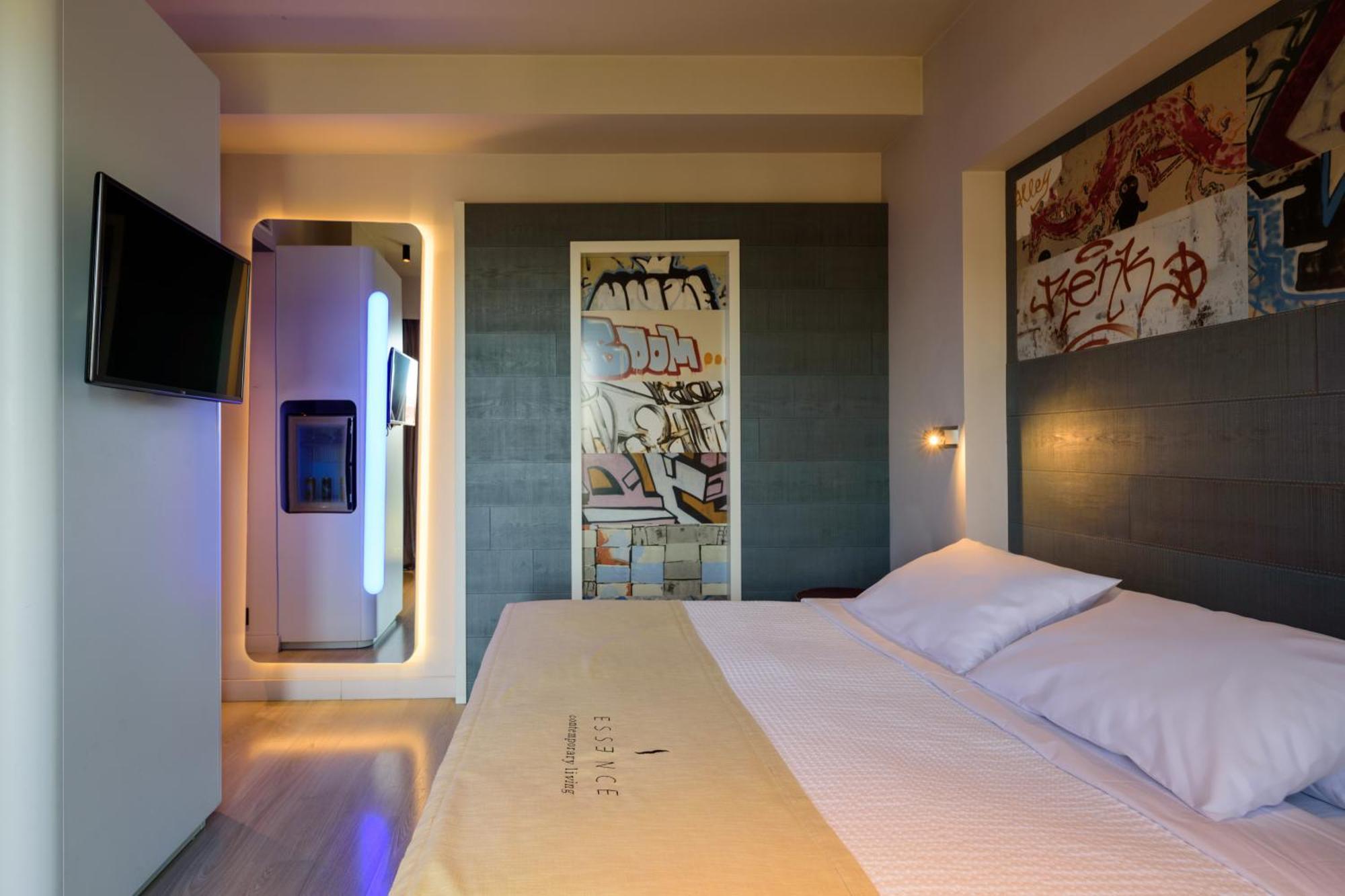 Essence Hotel Ioannina Ngoại thất bức ảnh