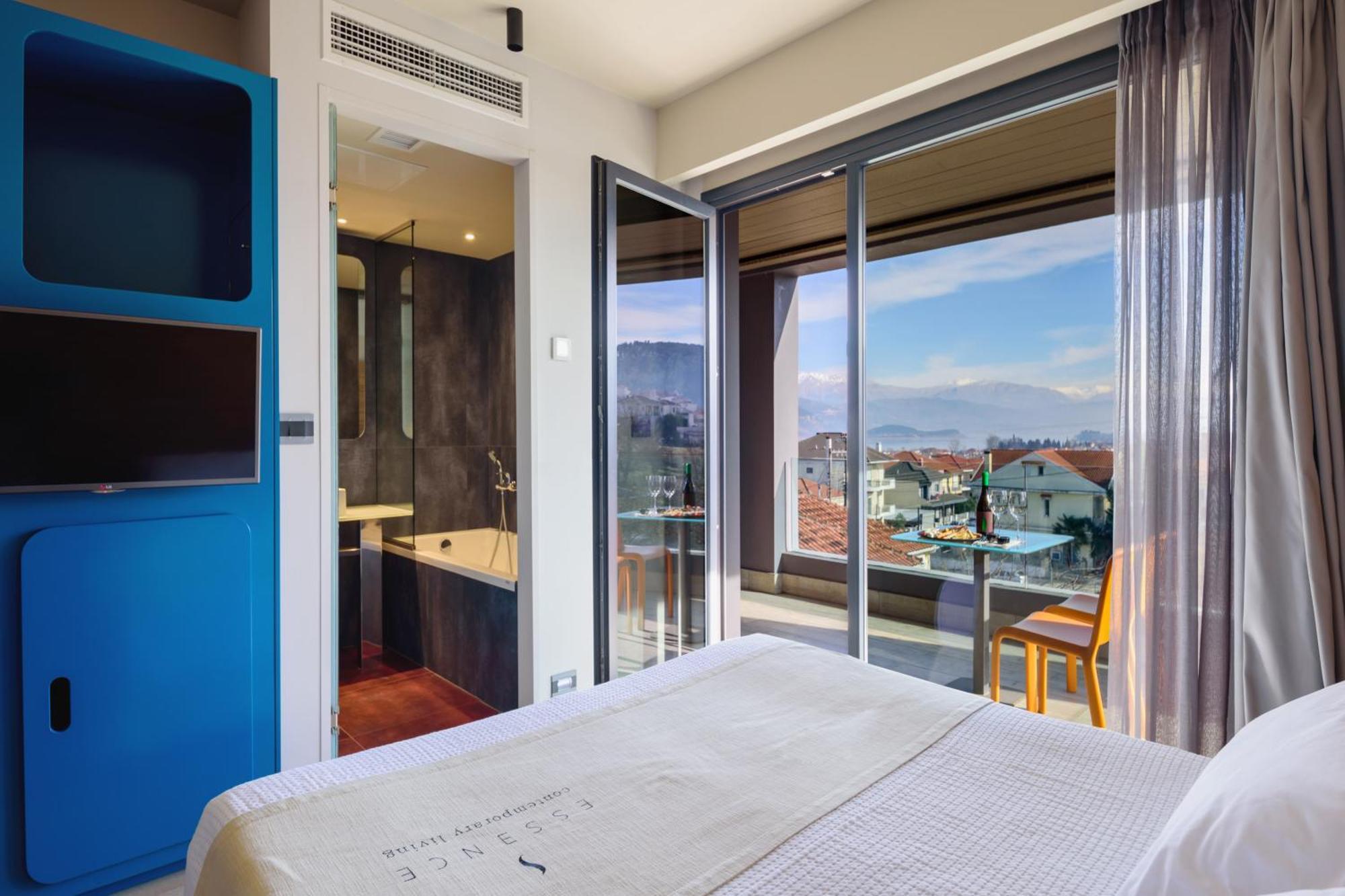 Essence Hotel Ioannina Ngoại thất bức ảnh
