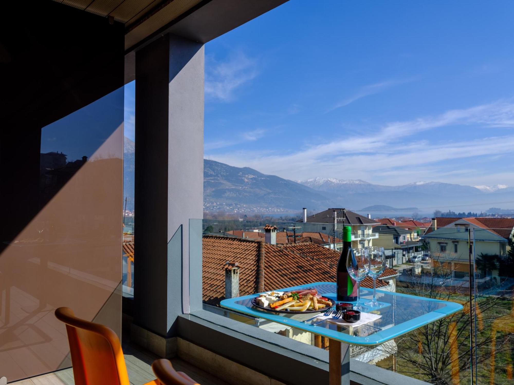 Essence Hotel Ioannina Ngoại thất bức ảnh