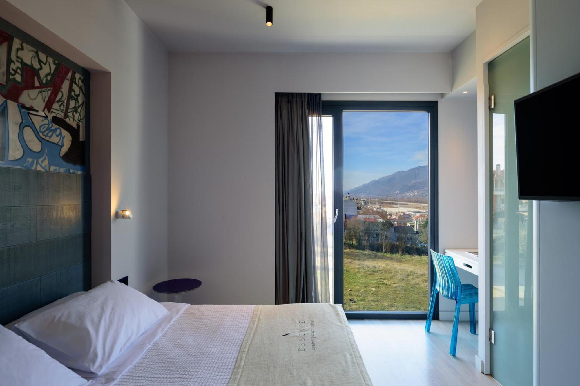 Essence Hotel Ioannina Ngoại thất bức ảnh